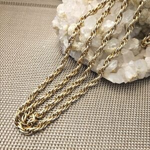 Vintage Sarah Coventry long goldtone layering necklace rope chain